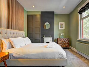 3 chambres, fer et planche à repasser, Wi-Fi gratuit, draps fournis