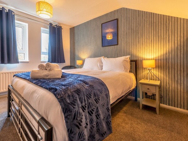 2 slaapkamers, een strijkplank/strijkijzer, gratis wifi, beddengoed