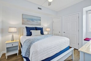 1 室のベッドルーム、アイロン / アイロン台、WiFi (無料)、ベッドシーツ