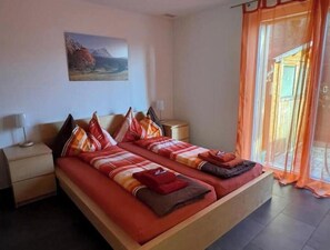 2 bedrooms, WiFi, bed sheets - @swissmountainview: holidayhome with amazing views (Beatenberg)