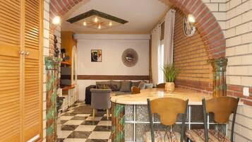 Apartment | Dining