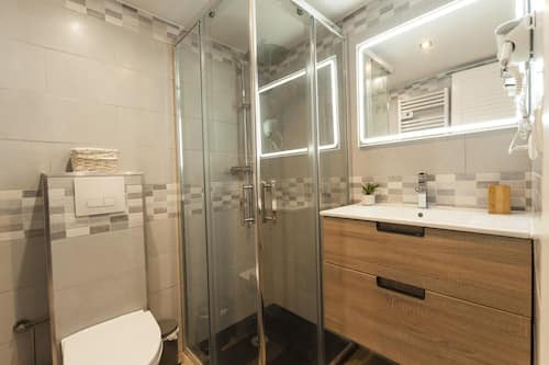 Apartment | Bathroom