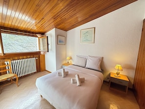 3 bedrooms, iron/ironing board, travel cot, WiFi - Beautiful detached house facing the slopes (Péone)