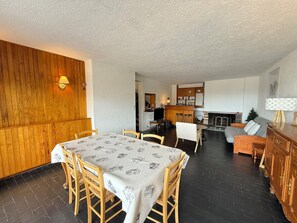 Interior - Beautiful detached house facing the slopes (Péone)
