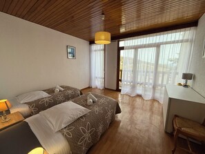 3 bedrooms, iron/ironing board, travel crib, WiFi - Beautiful detached house facing the slopes (Péone)