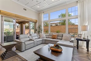 Smart TV, fireplace, offices