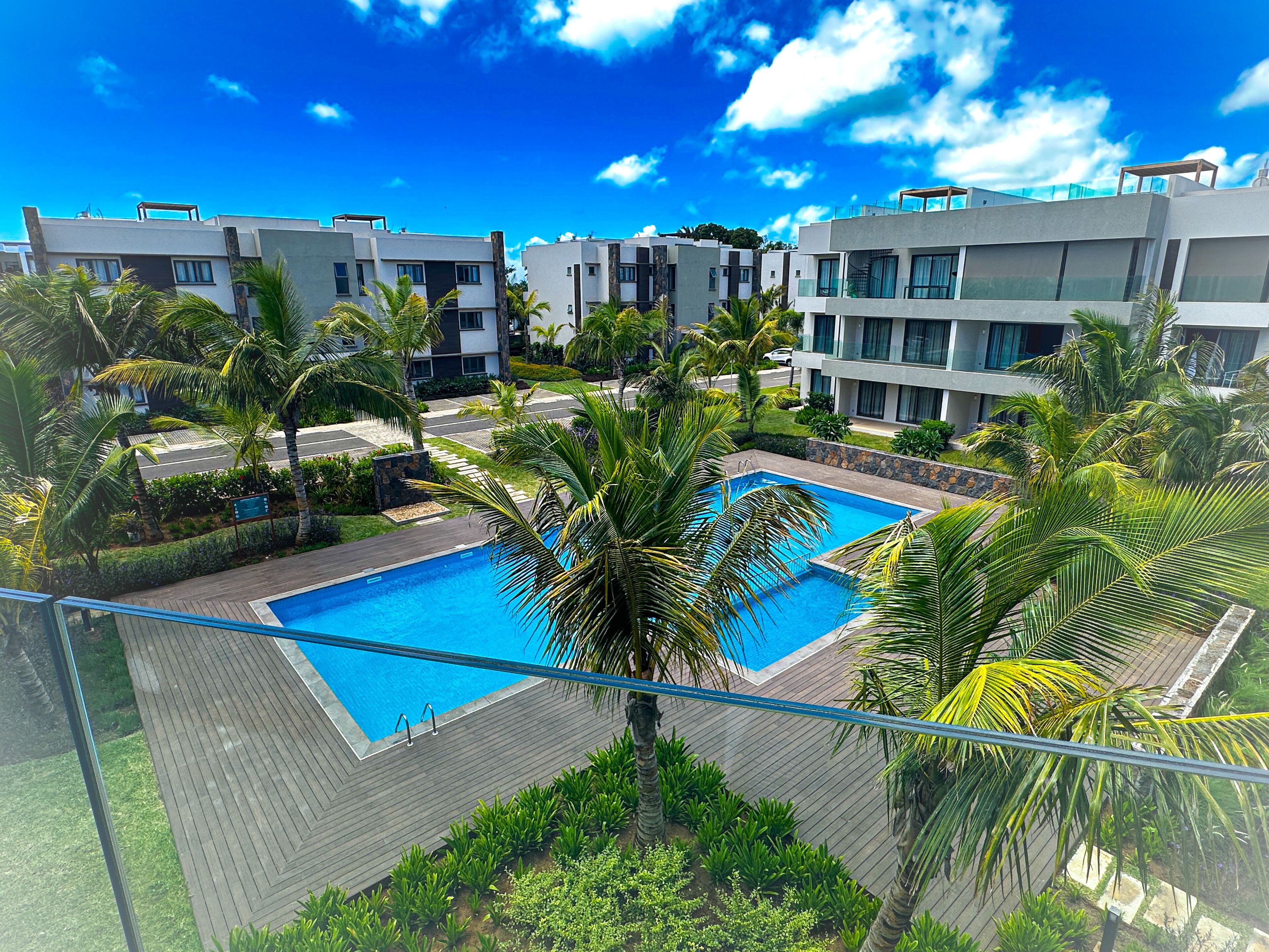 Penthouse Presidential - utsikt mot poolen | 2 sovrum, värdeförvaringsskåp på rummet och skrivbord