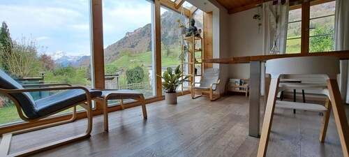Alpine Chalet With Mountain Views & Tranquillity