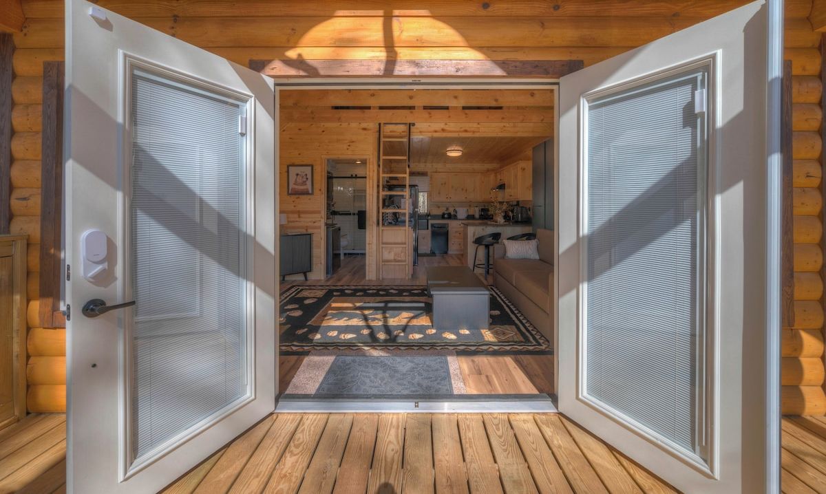 Combine the indoors and outdoors by opening both sides of the double French doors.