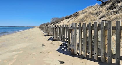 Brewster - Walk to Beach, Bike path and Nickerson state park