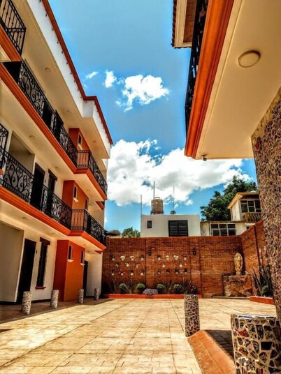 Hotel Boutique Casa de las Flores    