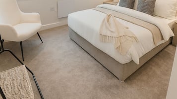 2 habitaciones, tabla de planchar con plancha y wifi gratis