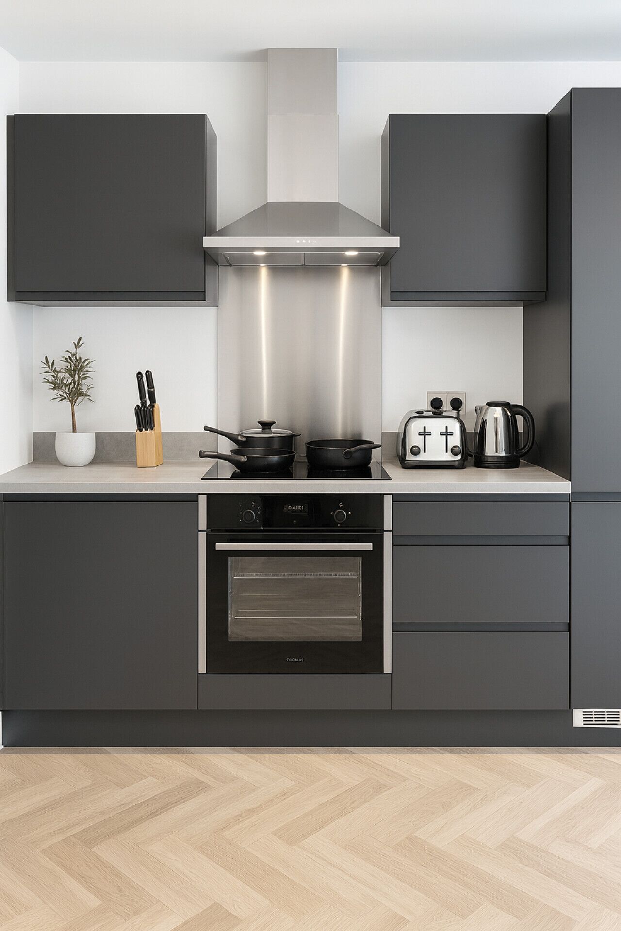 冰箱、微波炉、烤箱、炉灶