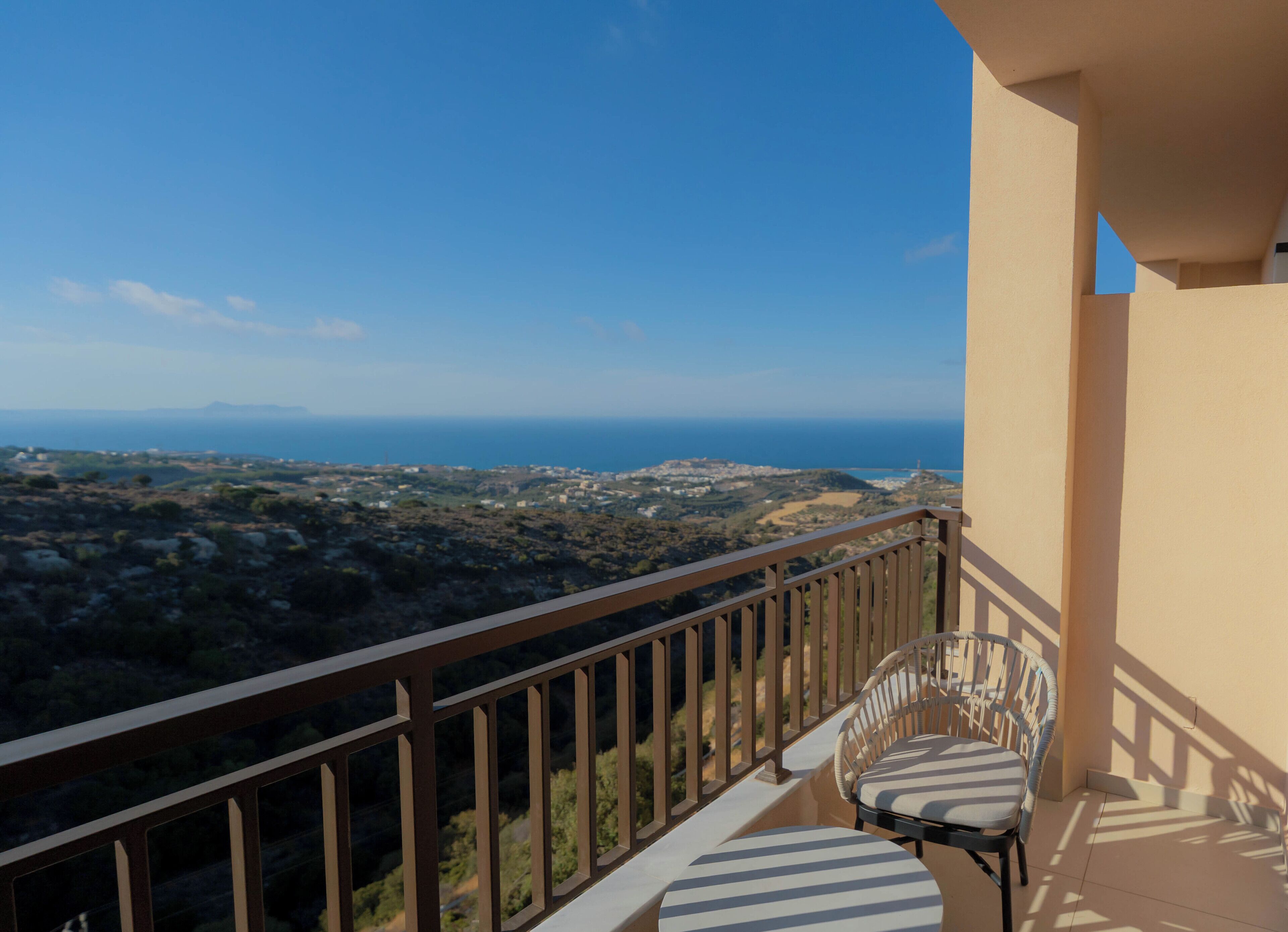 Junior Suite with Panoramic View | Utsikt fra balkong