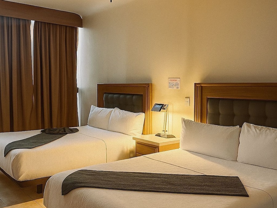 Deluxe Double Room, Mountain View | In-room safe, iron/ironing board, free WiFi, bed sheets