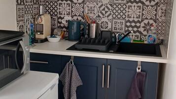 Microwave, oven, stovetop