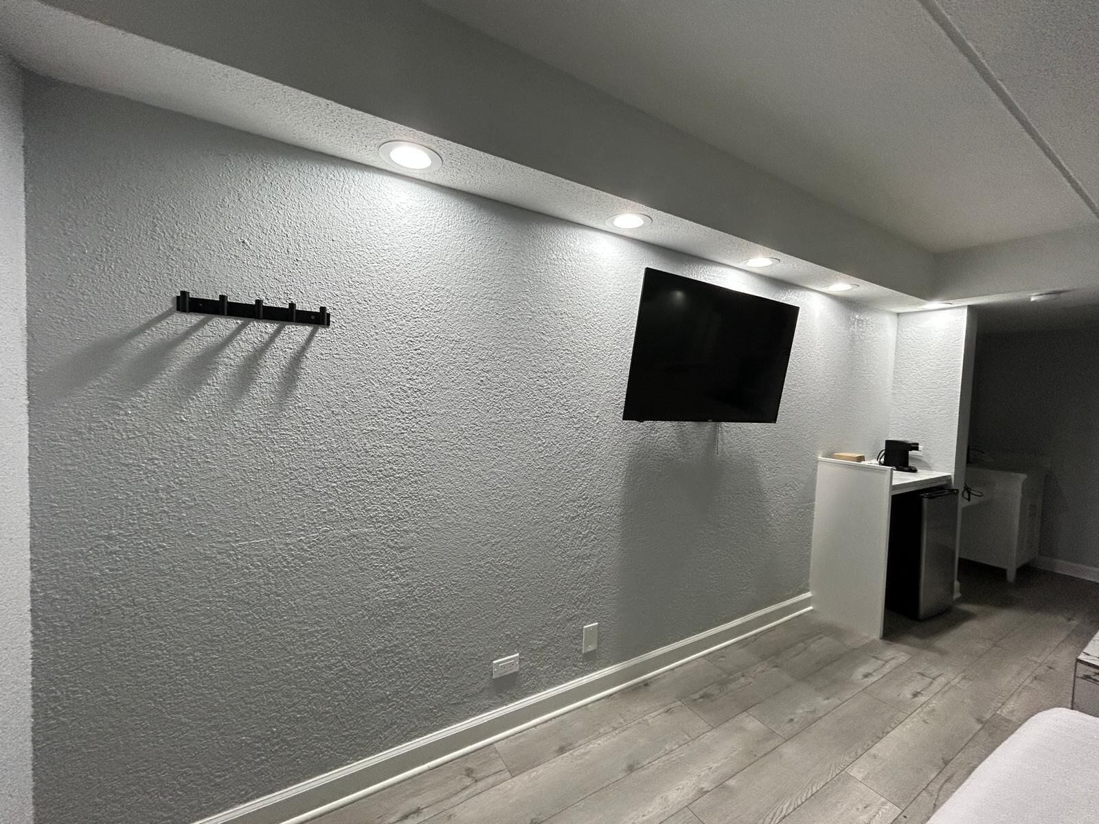 Habitación, 1 cama Queen size, hidromasaje | Wifi gratis y ropa de cama 