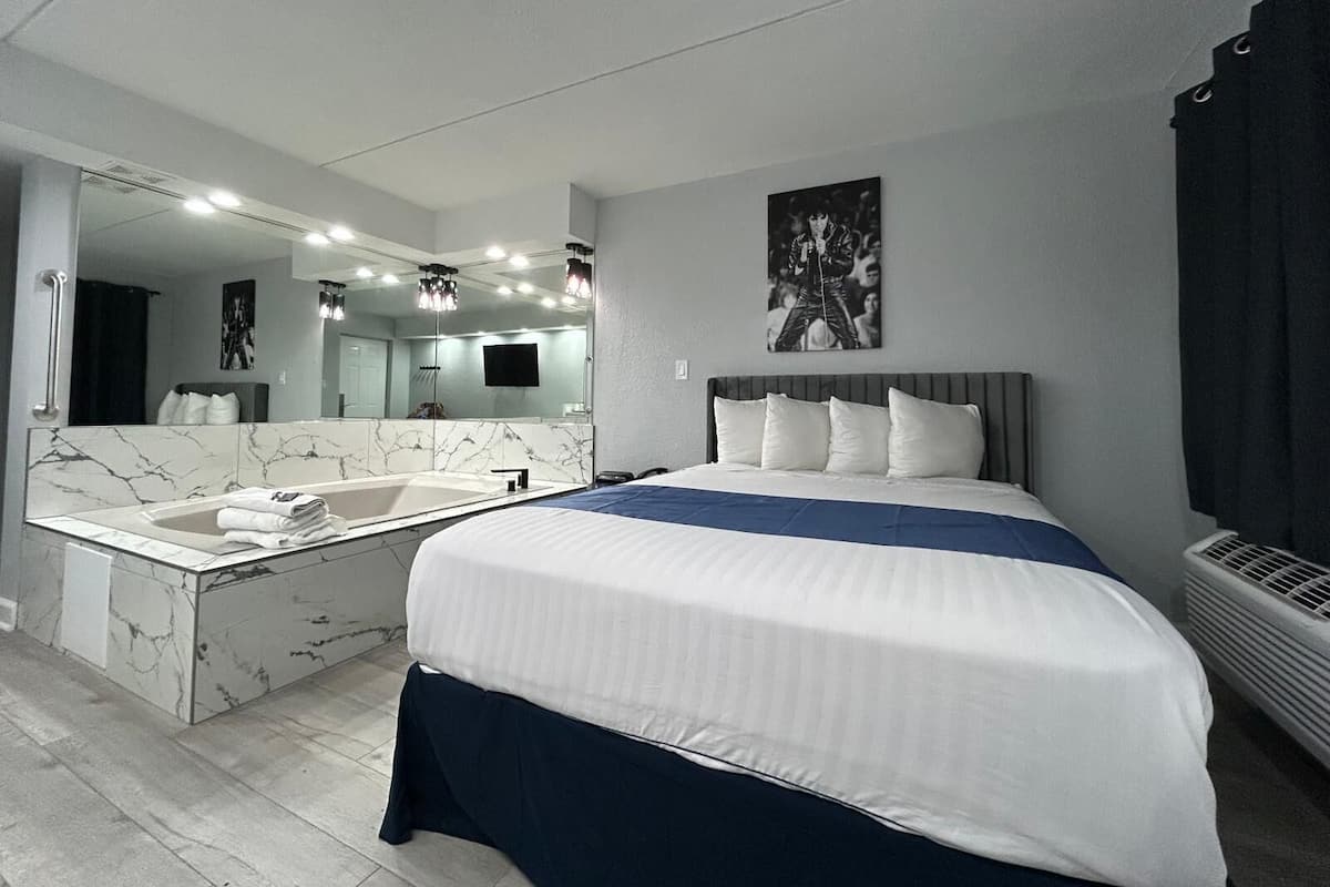 Camera, 1 letto queen, idromassaggio | Vasca idromassaggio