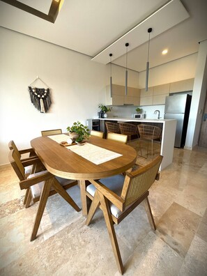 Dining - Tulum Beach Side Jungle Retreat +Jacuzzi & WIFI (Tulum Municipality)