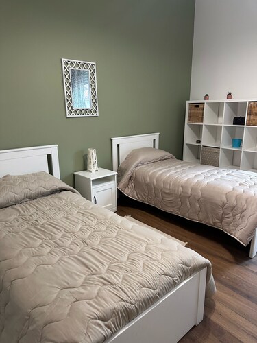 Within walking distance of the heart of Catania. Apartment complete with every comfort.