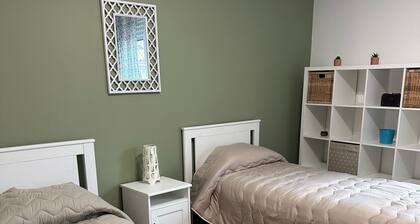 Within walking distance of the heart of Catania. Apartment complete with every comfort.