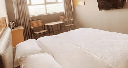 Luntai Jufu Hotel