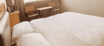 Luntai Jufu Hotel