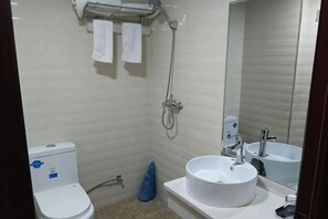 Bathroom - Luntai Jufu Hotel (Luntai)