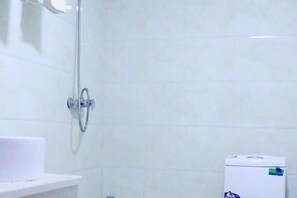 Bathroom - Luntai Jufu Hotel (Luntai)