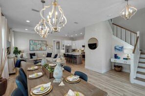 單棟房屋 (4 Bedrooms) | 內部