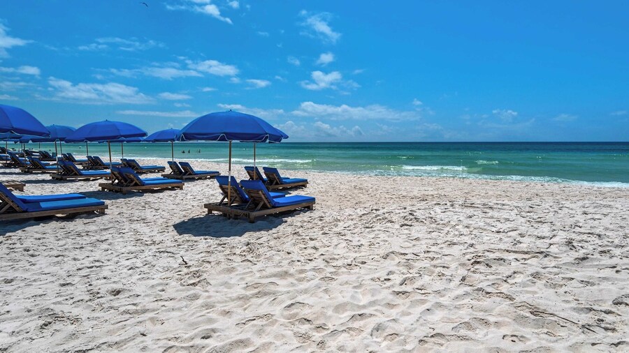 Pool, Patio & Outdoor Dining + Walk to Shore, Pier Park Sanctuary on Sands