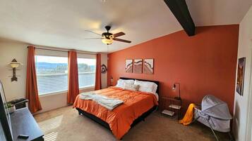 3 chambres, fer et planche à repasser, Wi-Fi, literie fournie