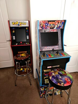 Spielezimmer