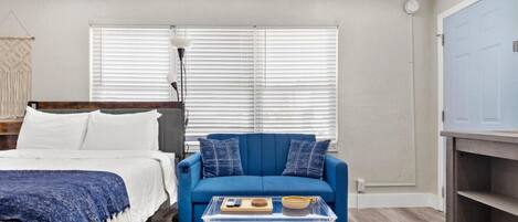 1 chambre, fer et planche à repasser, Wi-Fi, draps fournis