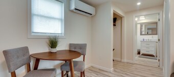 Pet-Friendly Wareham Retreat Near Onset Beach!