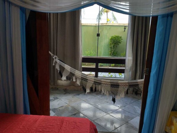 3 bedrooms, iron/ironing board, WiFi