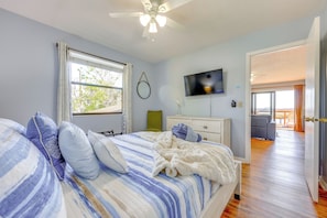3 habitaciones, tabla de planchar con plancha, cuna de viaje y internet 