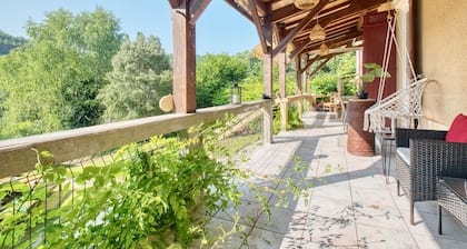 Cozy home in Les Eyzies