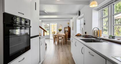 Awesome home in søby ærø with WiFi