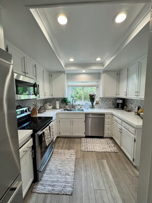 Microwave, oven, stovetop, dishwasher