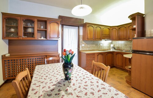 3 bedroom amazing apartment in Lamon