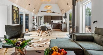Lovely home in Væggerløse with sauna