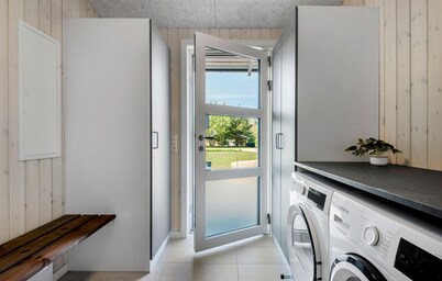 4 bedroom gorgeous home in Oksbøl
