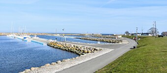 2 bedroom amazing home in Hammenhög