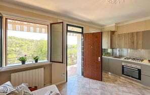 Kühlschrank, Herdplatte, Geschirrspüler