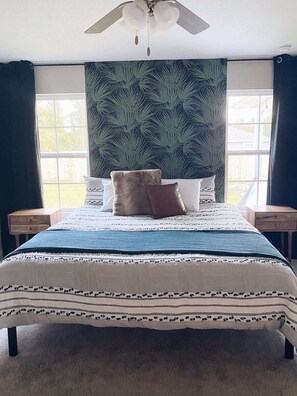 3 bedrooms, desk, iron/ironing board, travel cot