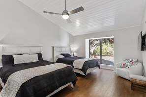 1 bedroom, internet, bed sheets