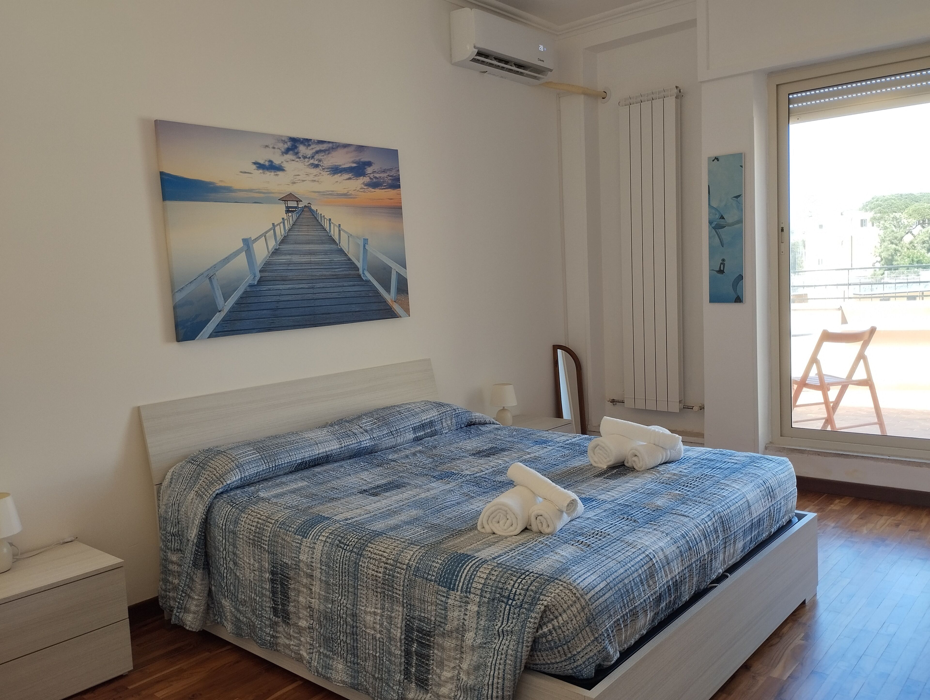 1 chambre, fer et planche à repasser, accès Internet, draps fournis