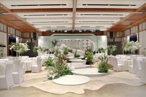 Indoor wedding