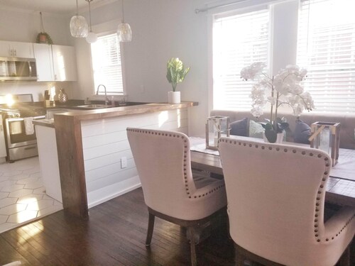 Relax at This RVA Cape Cod Gem!